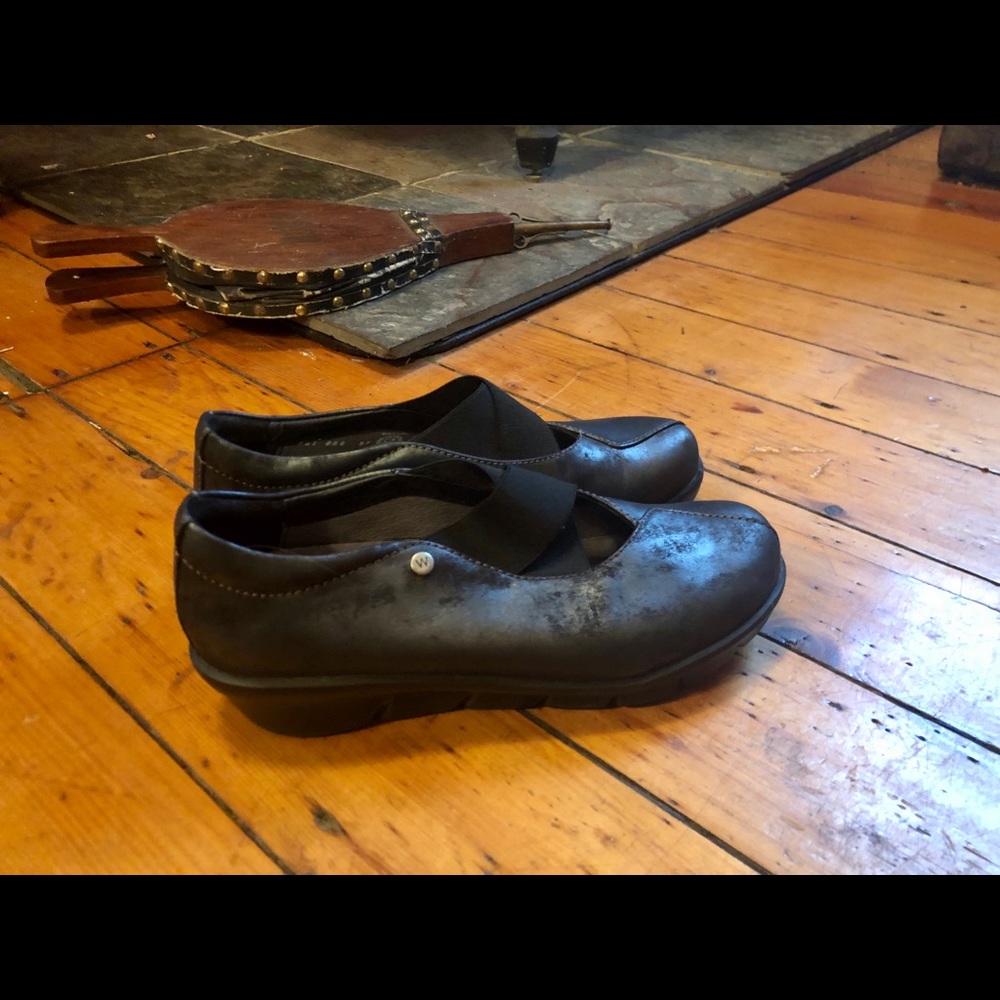 Wolky “Cursa” Leather Shoes